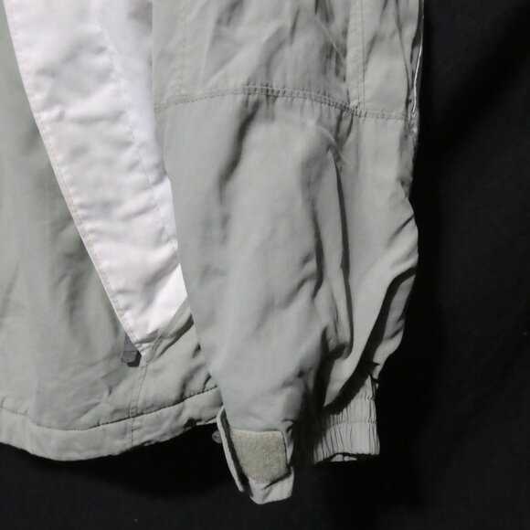 COLUMBIA SPORTSWEAR COMPANY | women's large | Green and White Hooded Jacket - Picture 8 of 16